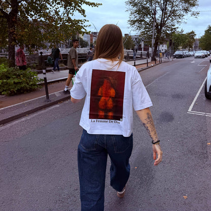 Camiseta artística CeKe «La Femme de Dos», obra original de LELF para llevar